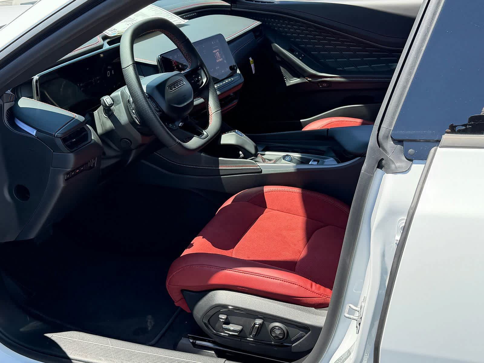 New 2026 Dodge Charger R/T AWD/4WD image 13