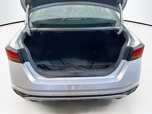 Used 2019 Nissan Altima 2.5 SV FWD image 26