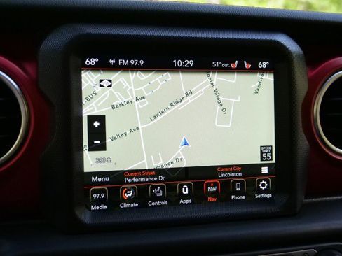 Used 2023 Jeep Gladiator Rubicon w/ LED Lighting Group image 9