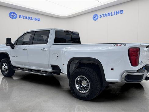 Used 2025 Chevrolet Silverado 3500 LTZ w/ LTZ Plus Package image 4