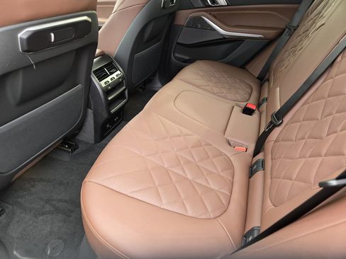 New 2026 BMW X5 xDrive40i w/ M Sport Package image 32