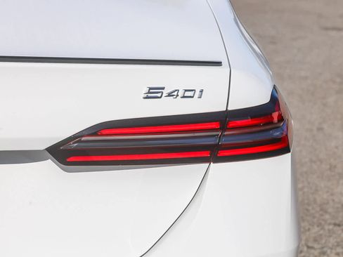 New 2026 BMW 540i xDrive w/ M Sport Package image 7