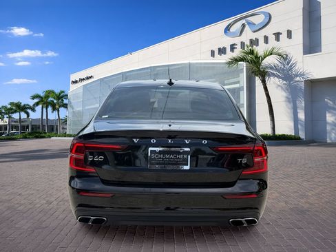 Used 2020 Volvo S60 T5 Momentum FWD image 6