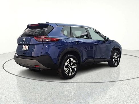 Used 2023 Nissan Rogue SV image 9
