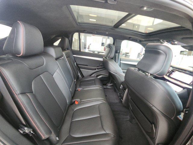 Used 2024 Jeep Wagoneer Launch Edition AWD/4WD image 27