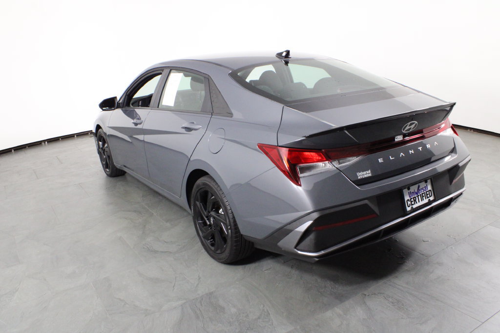 Certified 2026 Hyundai Elantra Sport FWD image 16