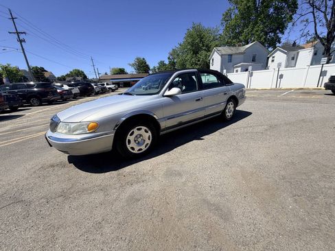 Used 1998 Lincoln Continental FWD image 45