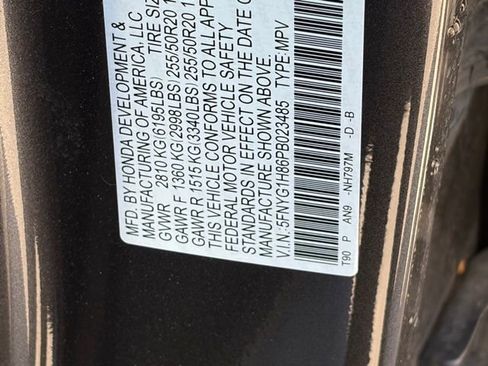 Used 2023 Honda Pilot Elite image 3