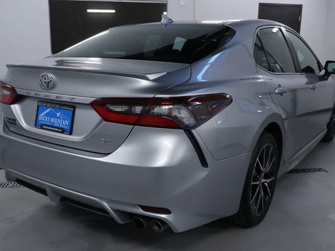 Used 2023 Toyota Camry SE image 7