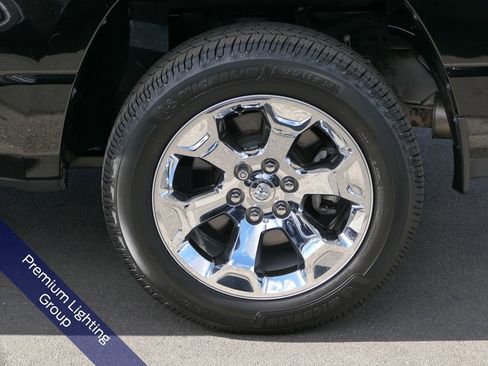 Used 2022 RAM 1500 Big Horn AWD/4WD image 12