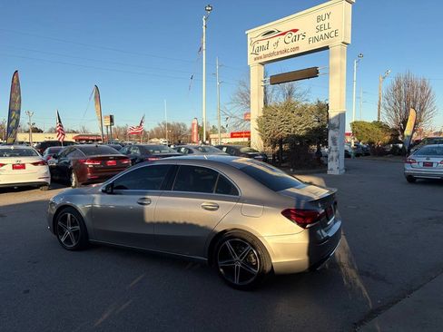 Used 2019 Mercedes-Benz A 220 4MATIC image 3