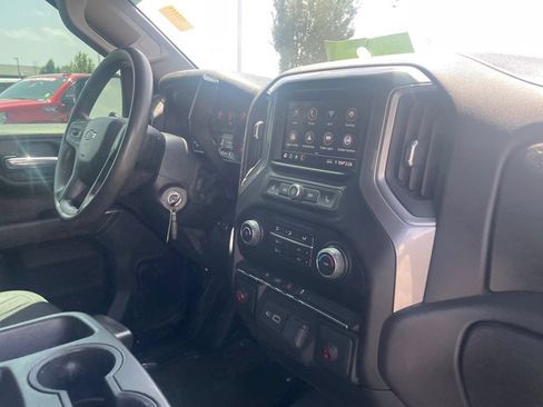 Used 2022 Chevrolet Silverado 1500 Custom AWD/4WD image 29