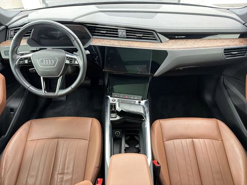 Used 2022 Audi e-tron Premium AWD/4WD image 14