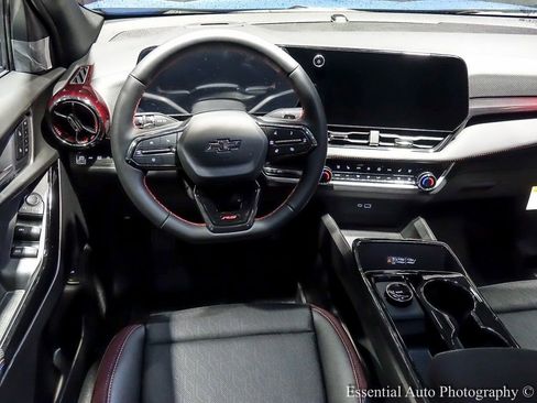 New 2026 Chevrolet Equinox RS w/ Convenience Package III AWD/4WD image 13