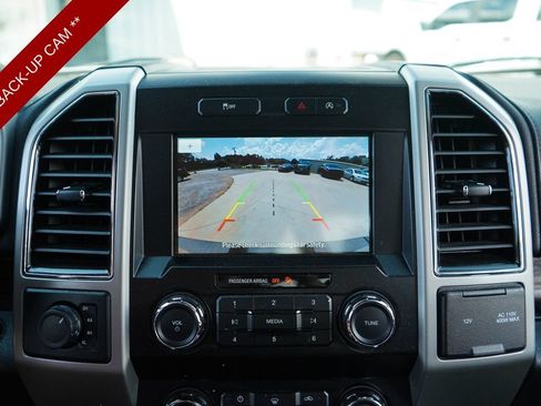 Used 2019 Ford F150 Lariat AWD/4WD image 11