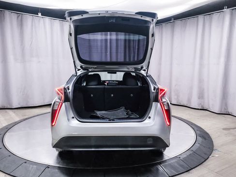 Used 2016 Toyota Prius Two image 27