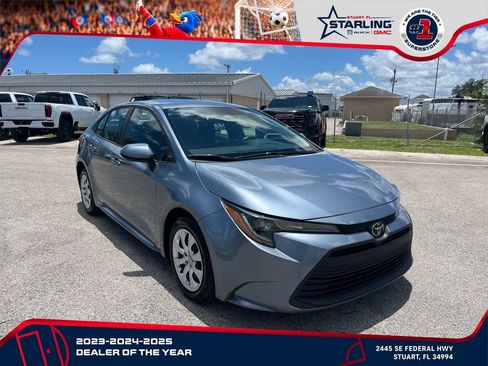 Used 2023 Toyota Corolla LE FWD image 3