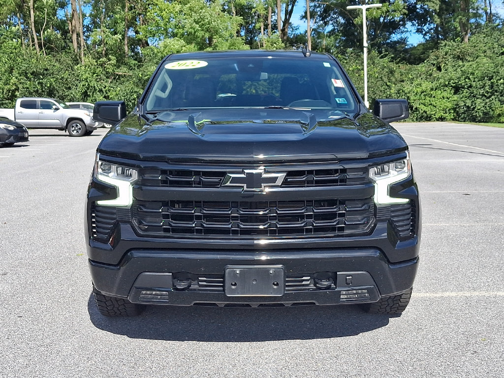 Used 2022 Chevrolet Silverado 1500 RST AWD/4WD image 2