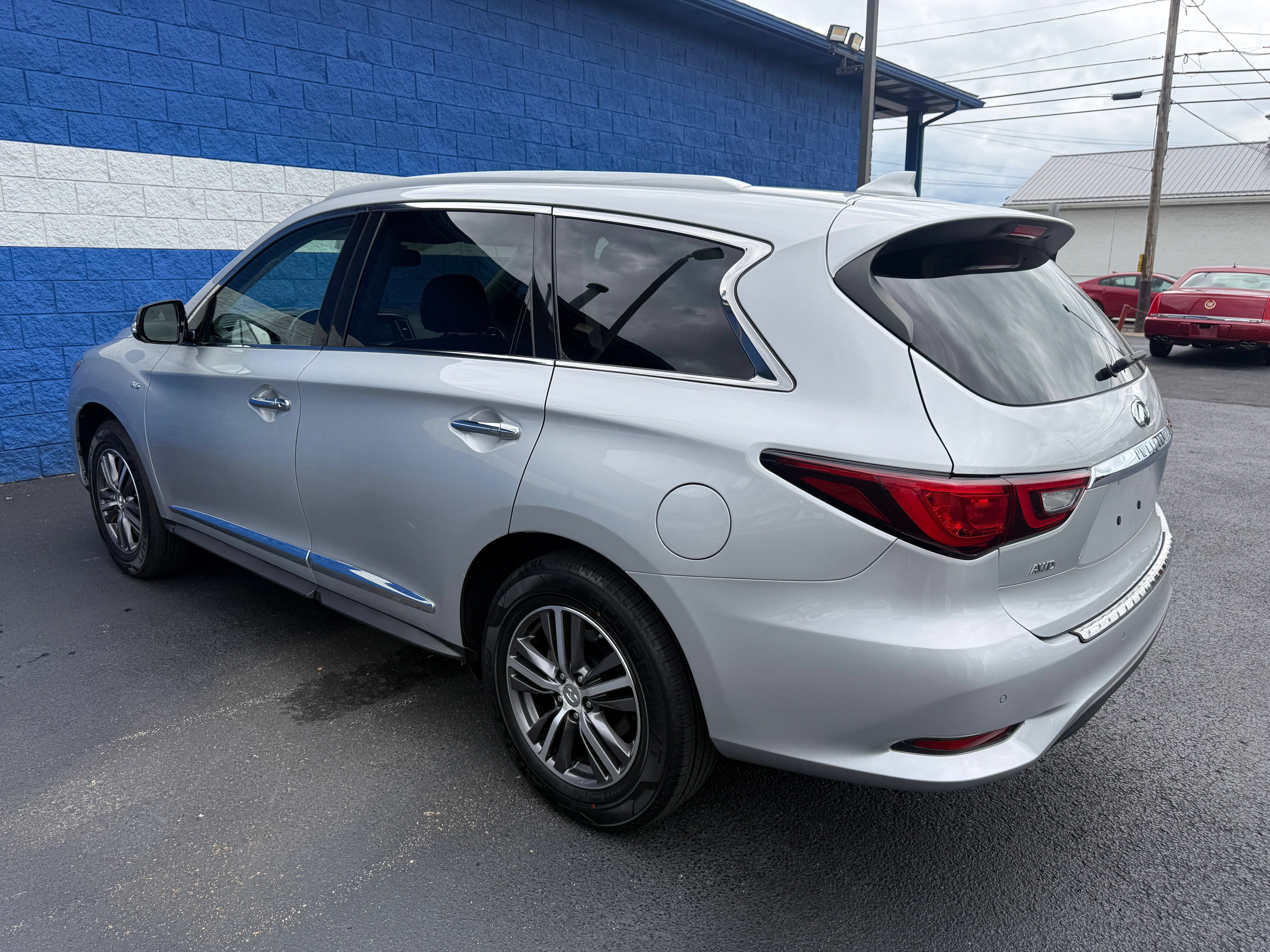 Used 2019 INFINITI QX60 Luxe w/ Essential Package AWD/4WD image 21