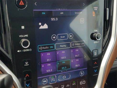 Used 2022 Subaru Outback Touring XT image 31