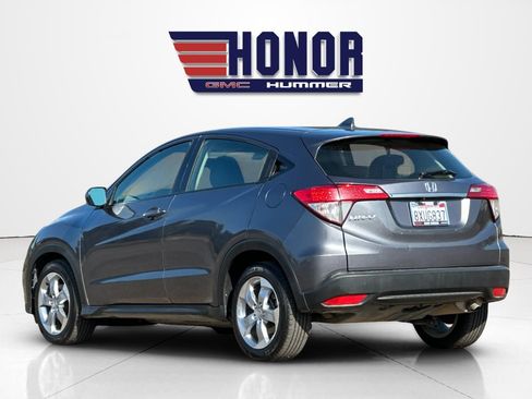 Used 2022 Honda HR-V LX image 6