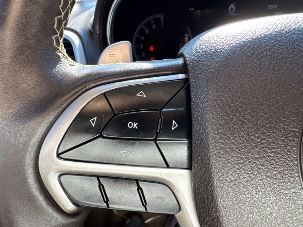 Used 2018 Jeep Grand Cherokee Overland AWD/4WD image 16