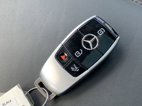 Certified 2020 Mercedes-Benz S 560 4MATIC Sedan image 27