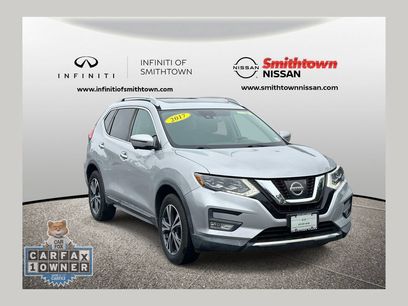 Used 2017 Nissan Rogue SL w/ SL Premium Package