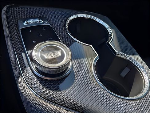 New 2025 Cadillac Optiq Sport 1 image 19