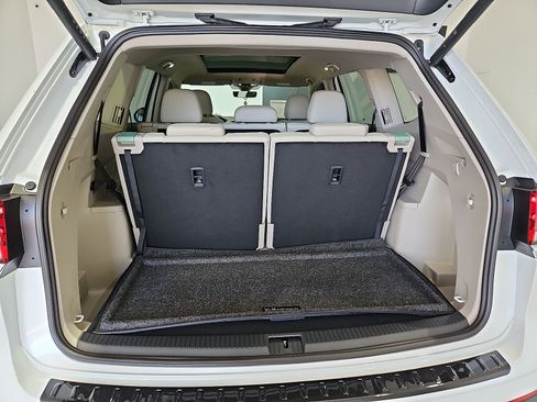 New 2026 Volkswagen Atlas SE FWD image 13