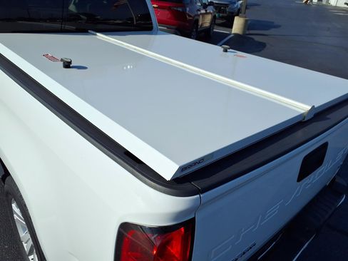 Used 2022 Chevrolet Colorado LT w/ Fleet Safety Package RWD image 4