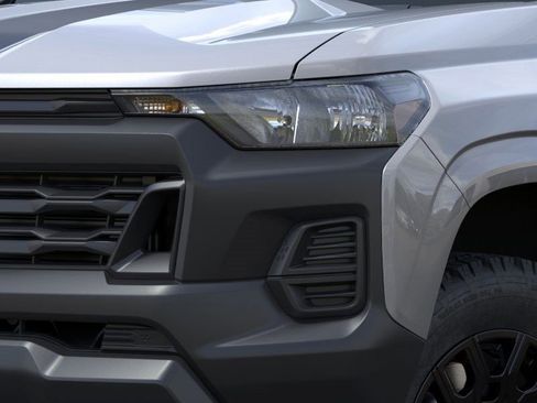 New 2026 Chevrolet Colorado W/T image 10