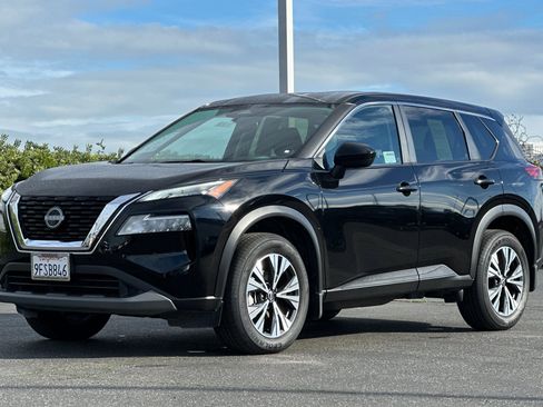 Certified 2023 Nissan Rogue SV image 8