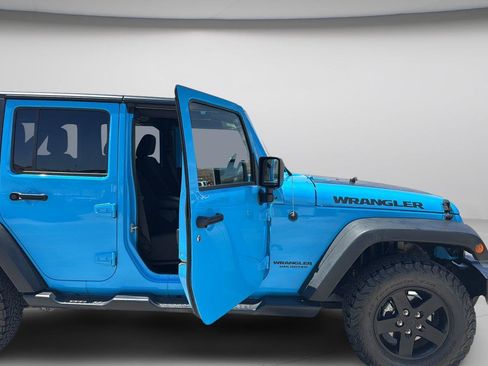 Used 2017 Jeep Wrangler Unlimited Sport AWD/4WD image 9