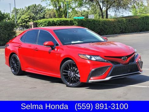Used 2021 Toyota Camry XSE image 2