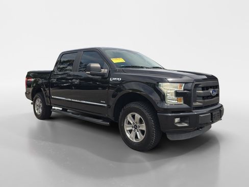 Used 2015 Ford F150 XL w/ Equipment Group 101A Mid AWD/4WD image 7
