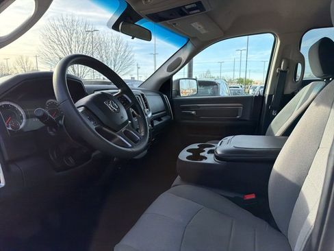 Used 2024 RAM 1500 Classic SLT image 17