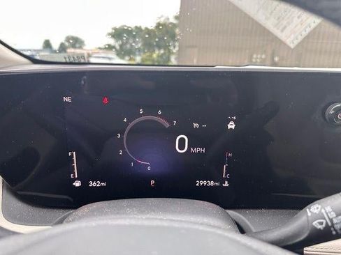 Used 2024 Buick Encore GX Avenir w/ Avenir Convenience Package AWD/4WD image 15
