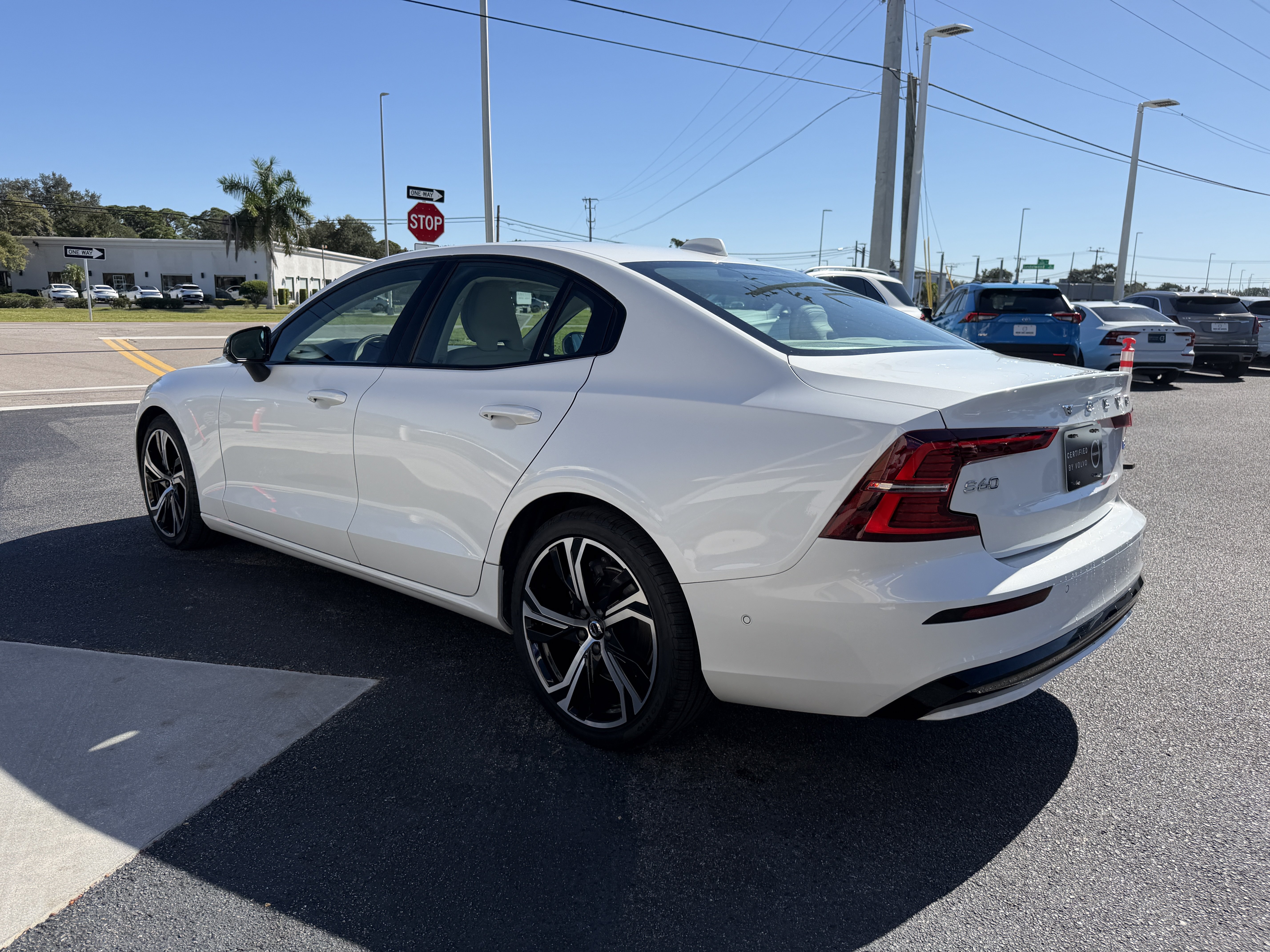 Certified 2024 Volvo S60 B5 Plus AWD/4WD image 5