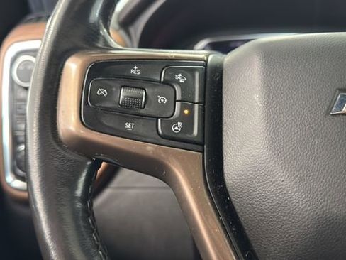 Used 2020 Chevrolet Silverado 1500 High Country w/ Technology Package image 14