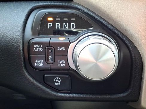 Certified 2022 RAM 1500 Laramie image 18