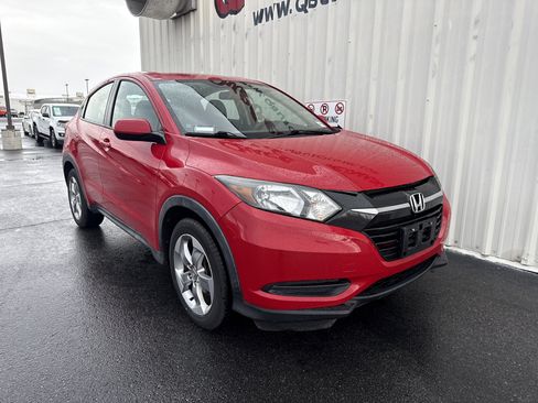 Used 2017 Honda HR-V LX image 24