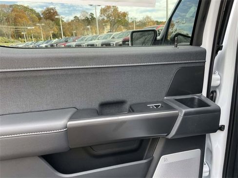 New 2025 Ford F150 Lariat w/ Equipment Group 502A High image 26