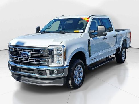 Used 2024 Ford F250 XLT image 6