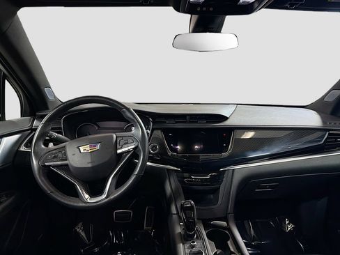 Certified 2024 Cadillac XT6 Sport w/ LPO, Floor Liner Package AWD/4WD image 25