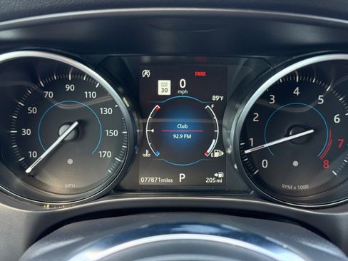 Used 2020 Jaguar F-PACE Prestige image 23