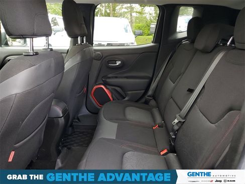 Used 2015 Jeep Renegade Trailhawk w/ Popular Equipment Group image 22