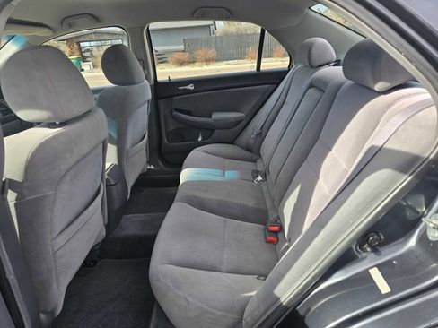 Used 2004 Honda Accord LX image 18