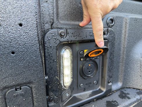 New 2025 Ford Maverick Lariat w/ Black Appearance Package image 7