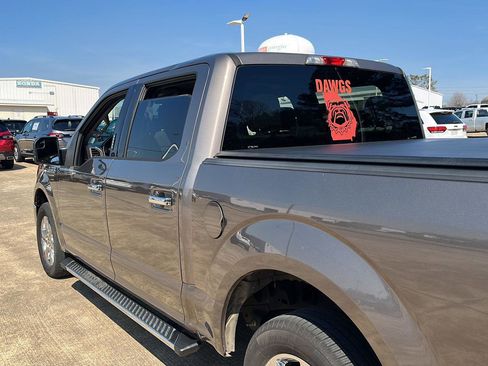 Used 2018 Ford F150 XLT w/ Equipment Group 301A Mid image 5